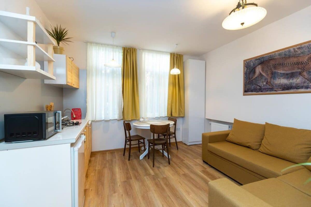 Wehost Liberty Square Apartments Tbilisi Luaran gambar